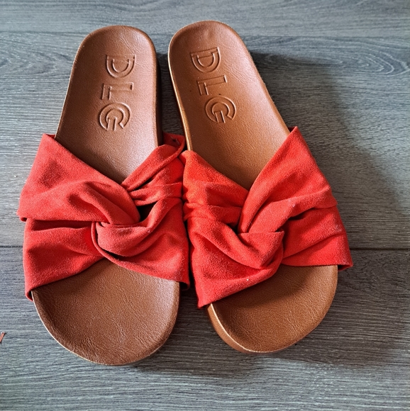 Womens shoes - Picture 2 of 8